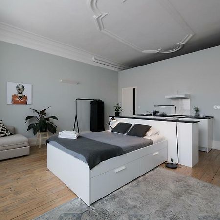 Baixa24 •P2R• Bright Apt In Vibrant Downtown Porto Ngoại thất bức ảnh