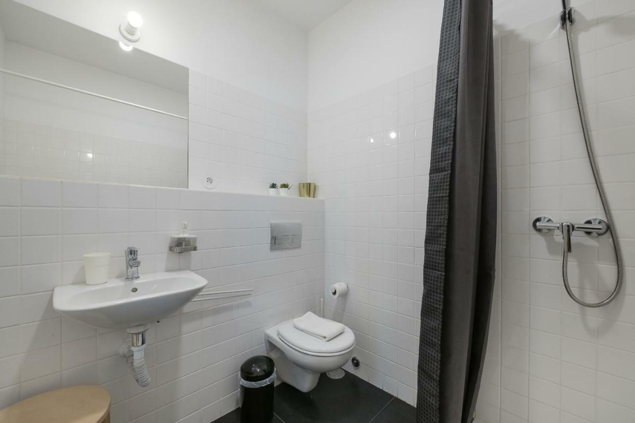 Baixa24 •P2R• Bright Apt In Vibrant Downtown Porto Ngoại thất bức ảnh